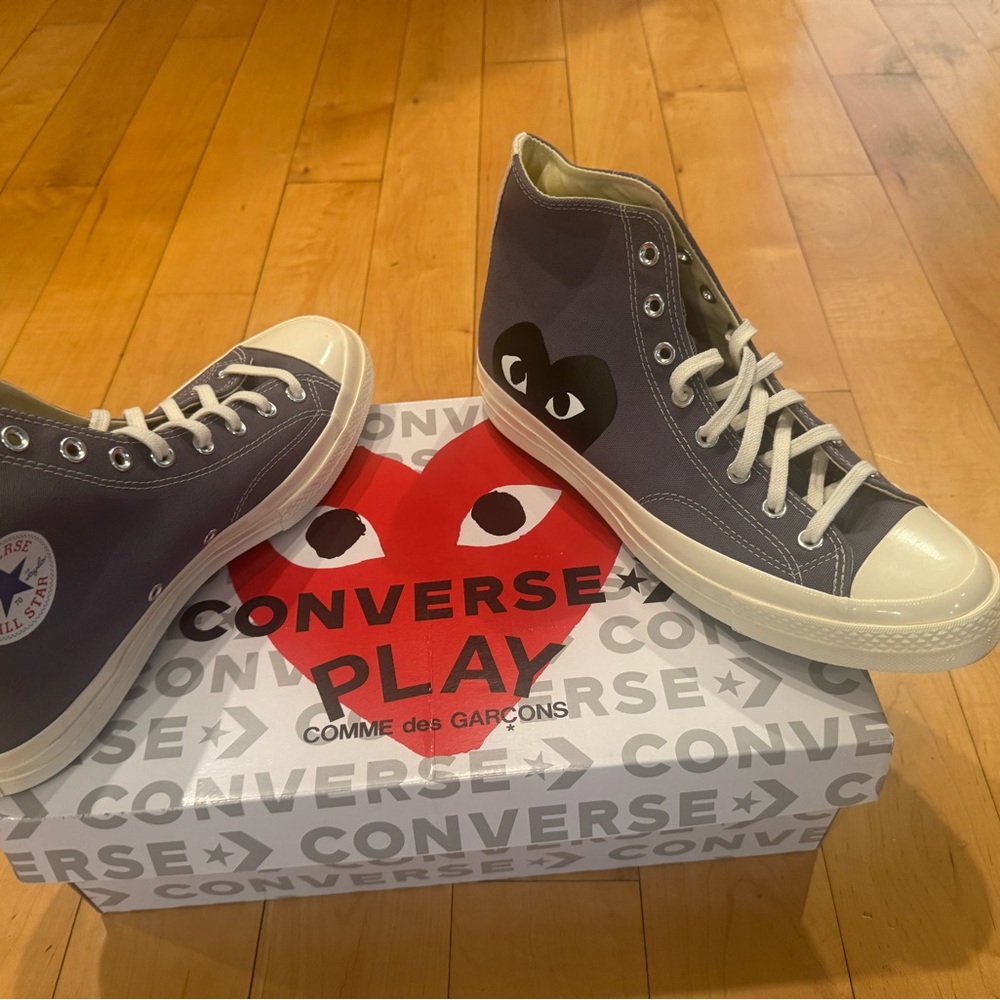 Comme des Garçons PLAY Converse High-Top Sneakers in Gray and Black